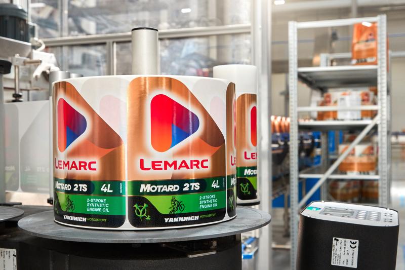 Важный шаг в развитии мотоспорта в России! LEMARC и Yakhnich Motorsport объявляют о запуске профессиональной линейки мотоциклетных масел